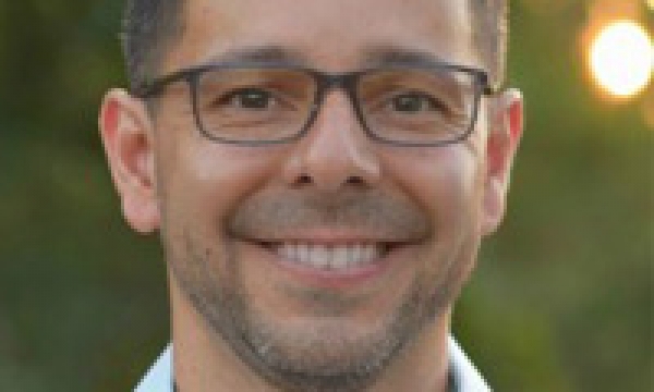 Profesor de la Universidad de Texas impartir&aacute; taller a estudiantes de Maestr&iacute;a en Educaci&oacute;n