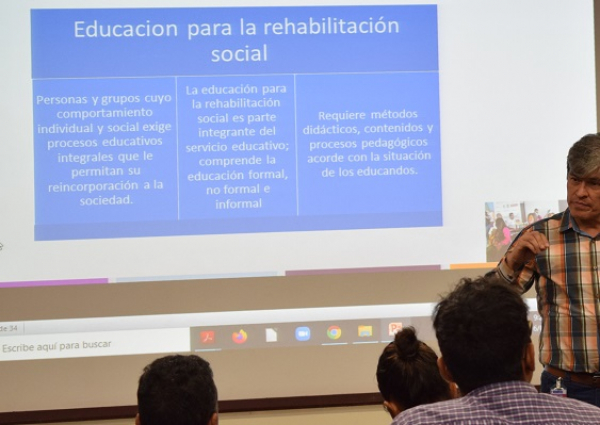 Diplomado en Medios para Educar