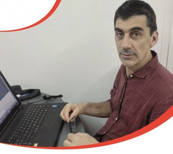 Profesor Vincent Daudon en el IEP