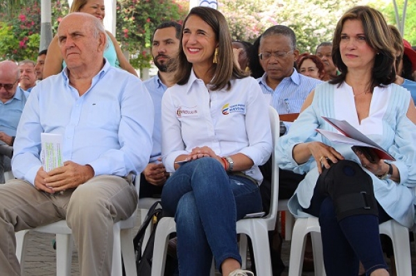 Lanzamiento de Mi Comunidad es Escuela